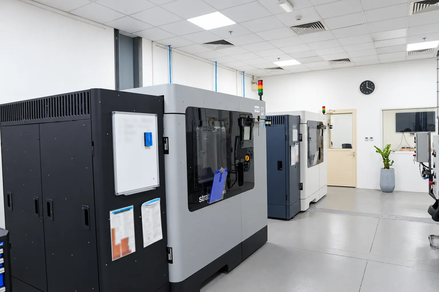 Stratasys F900 production cell at Paradigm 3D